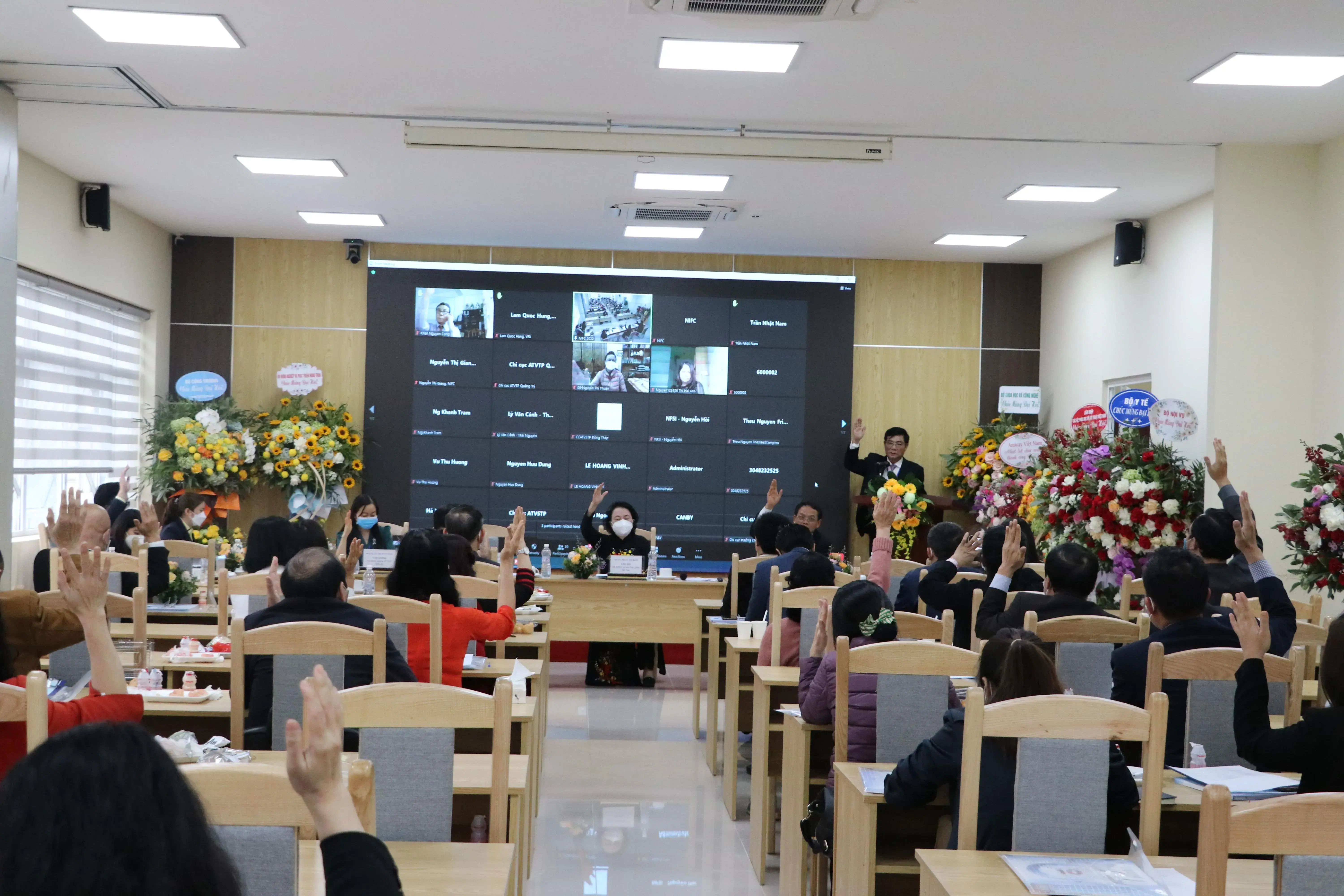 hoi-thao_1792290021.jpg