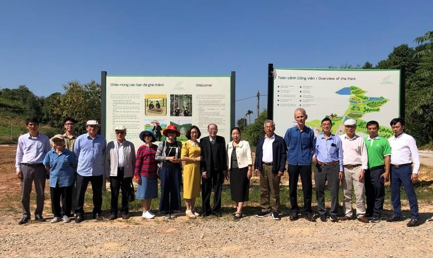 BCH Hội khoa học các sản phẩm thiên nhiên Việt Nam đến thăm Chi Hội khu vực miền núi phía Bắc