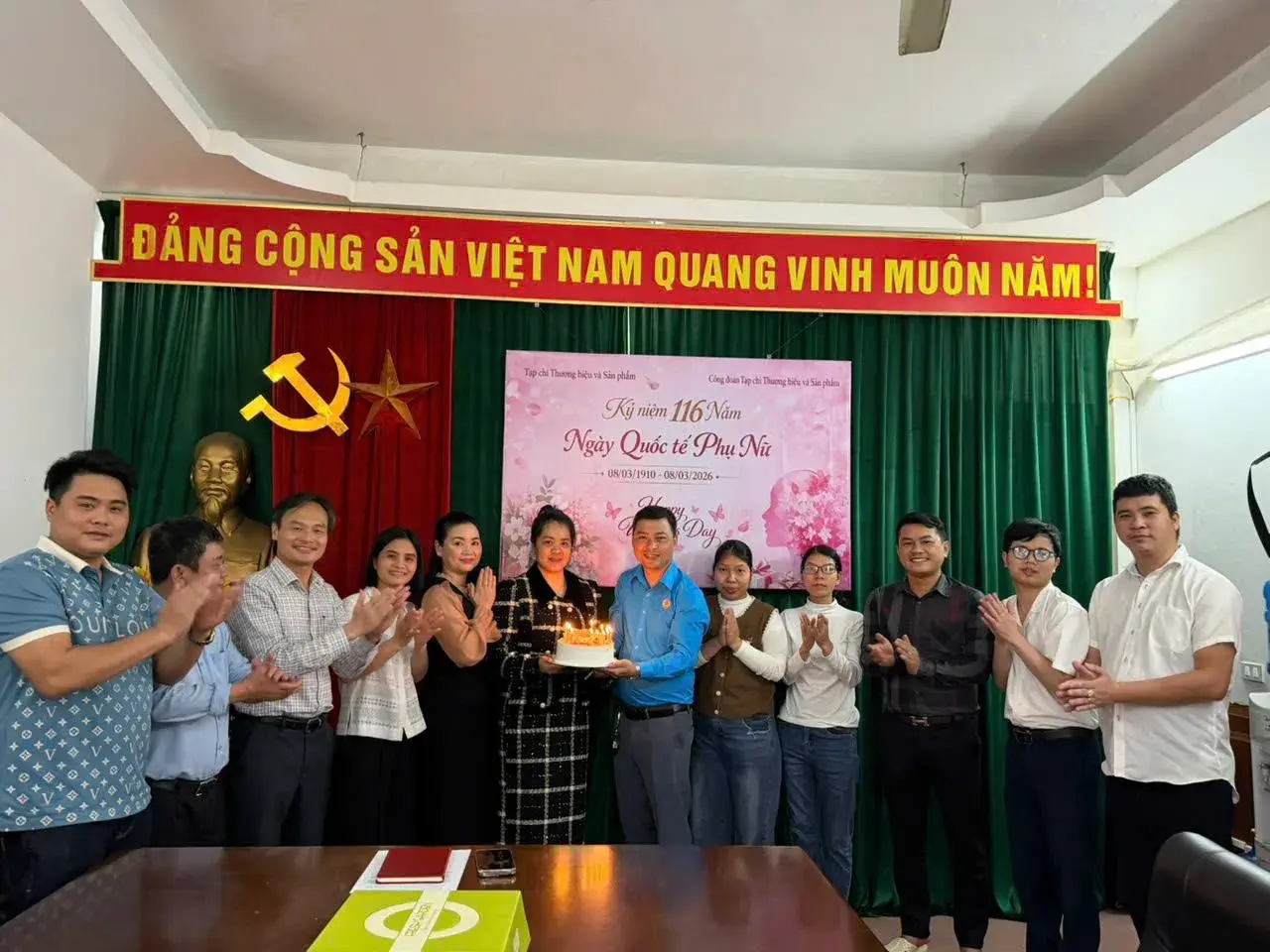 Tạp chí Thương hiệu và Sản phẩm tổ chức lễ kỷ niệm Ngày Quốc tế Phụ nữ 8/3