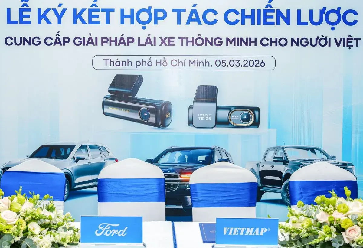 Ford Việt Nam bắt tay Vietmap đưa giải pháp camera hành trình thông minh đến người dùng