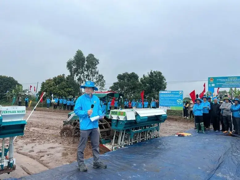 Nâng tầm vị thế gạo Việt từ những cánh đồng giảm phát thải tại Đồng bằng sông Hồng