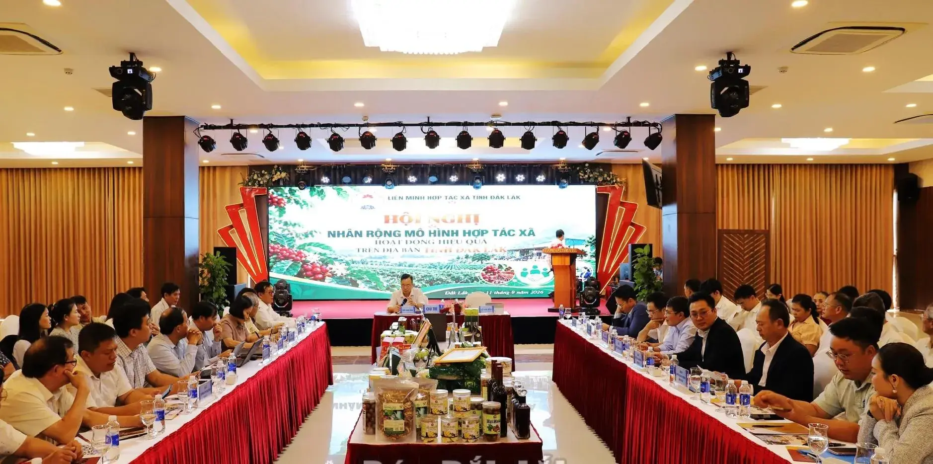 Mở rộng liên kết để nâng tầm giá trị nông sản Đắk Lắk