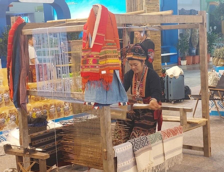 thocam_1786153555.jfif